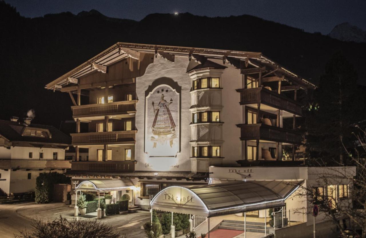 Hotel Maria Theresia Mayrhofen Exterior photo